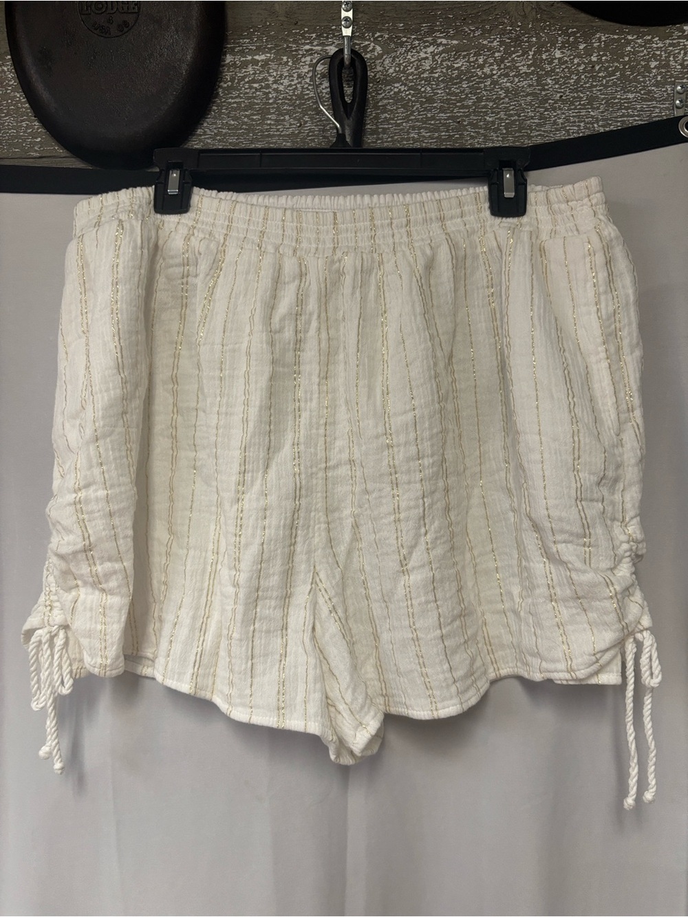 aerie Cream Shorts with Gold Thread Stripe